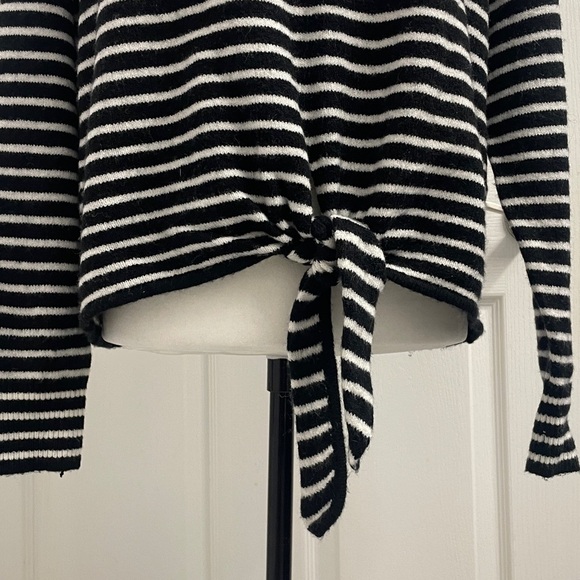 LOFT Mock Neck Turtleneck Front Tie Sweater Wool Blend Drop Shoulder Roomy SZ M - Picture 8 of 11